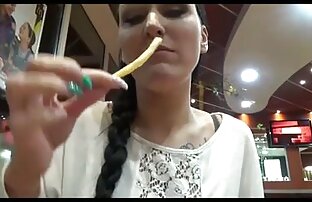 XXX دو برنامه سکسی تصویری لزبین در ورزشگاه.